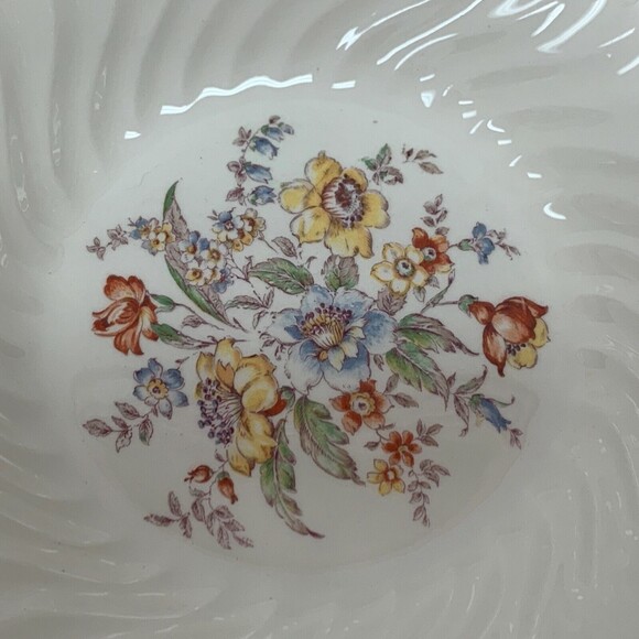 Vintage Clifton by Royal Bowls Ivory Floral Swirl Rim 7 7/8" Lot of 4 - Picture 2 of 8